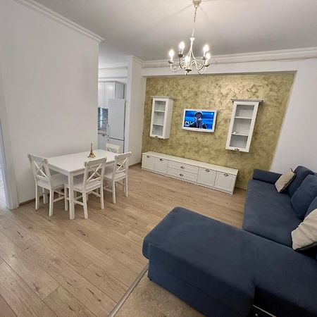 Solid Residence Mamaia Buitenkant foto