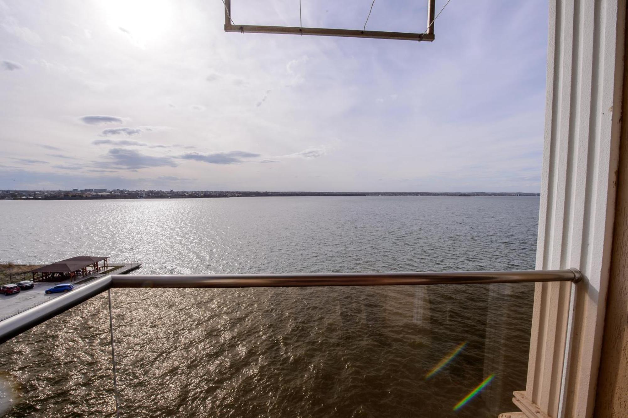 Solid Residence Mamaia Buitenkant foto